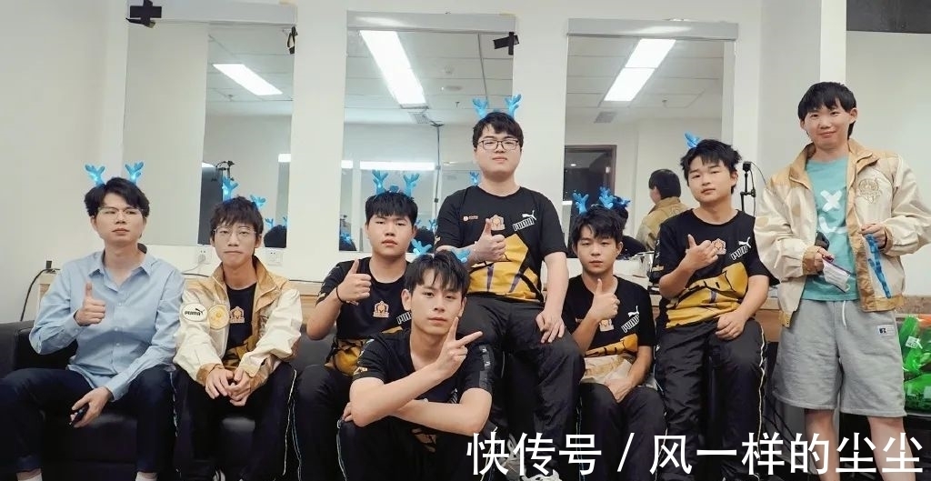 通过持续的 通过持续的