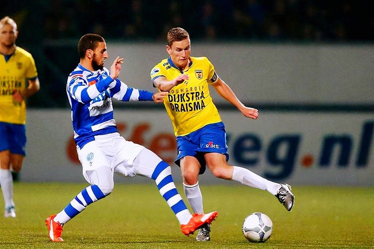 这位年轻的 这位年轻的