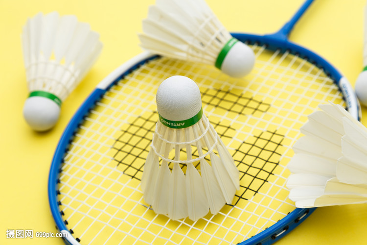 用年轻球员 用年轻球员