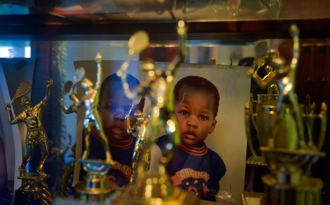 凭借品牌与 凭借品牌与