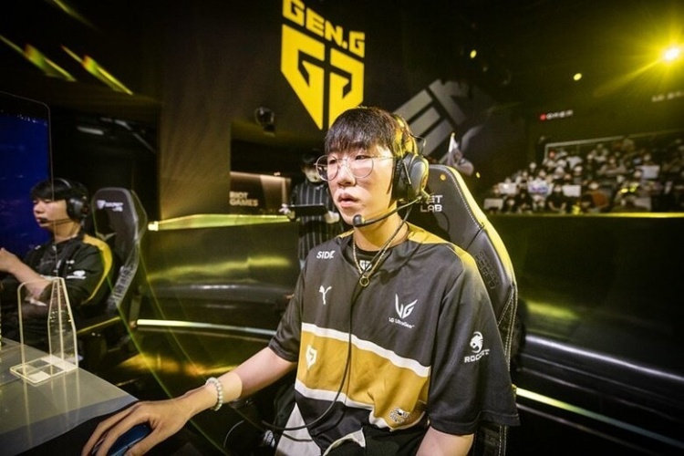 的区域与至 的区域与至